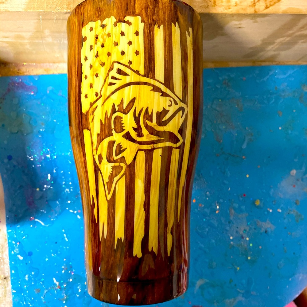 30 oz wood grain patriotic fish tumbler